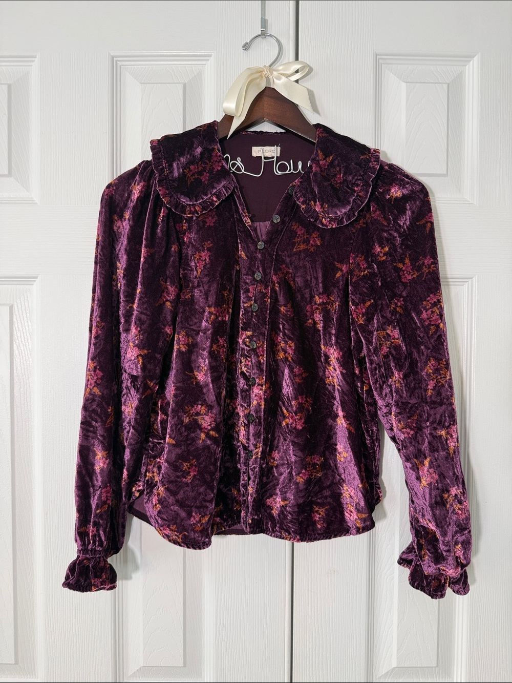 Anthropologie Pilcro Keira Velvet Floral Blouse Women’s XXS Peter Pan Collar